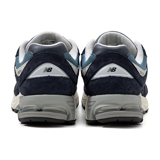 New Balance 2002R Deep Navy
