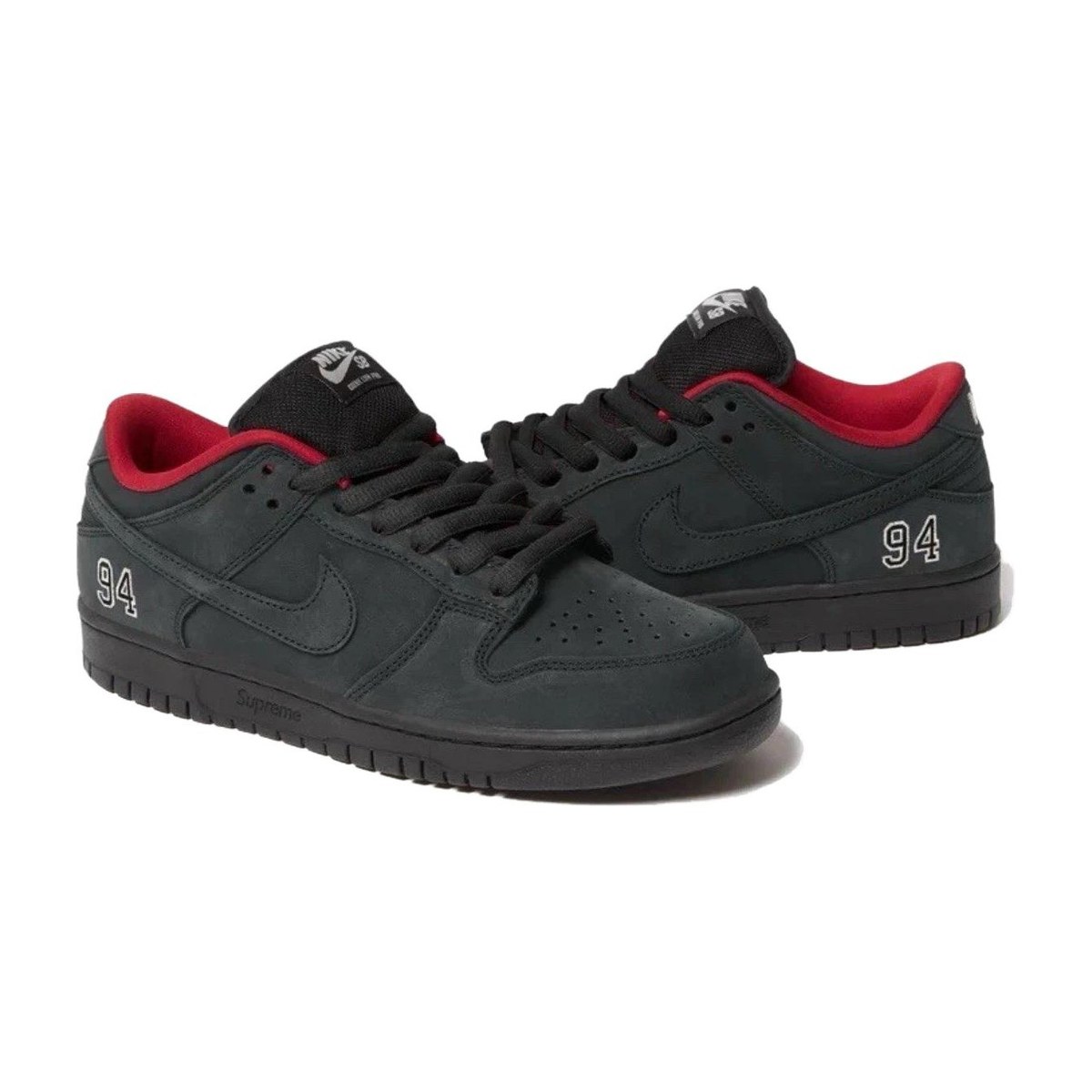Supreme x Nike Dunk SB Low Pro OG QS Black