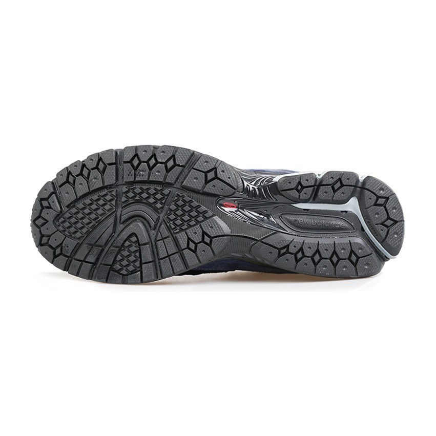 New Balance 2002R Black Green Limited Edition