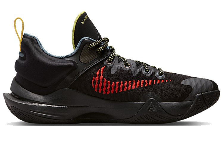 Nike Giannis Immortality Black