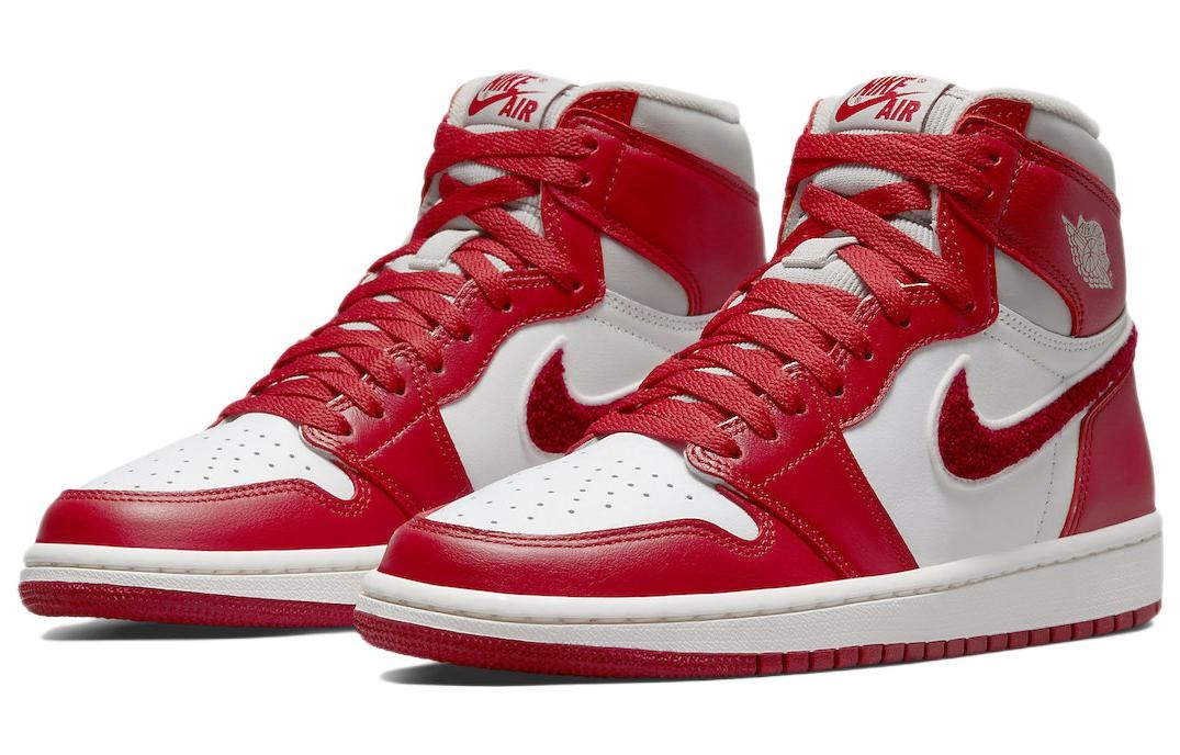 Jordan Air Jordan 1 Retro High OG "Newstalgia Chenille"
