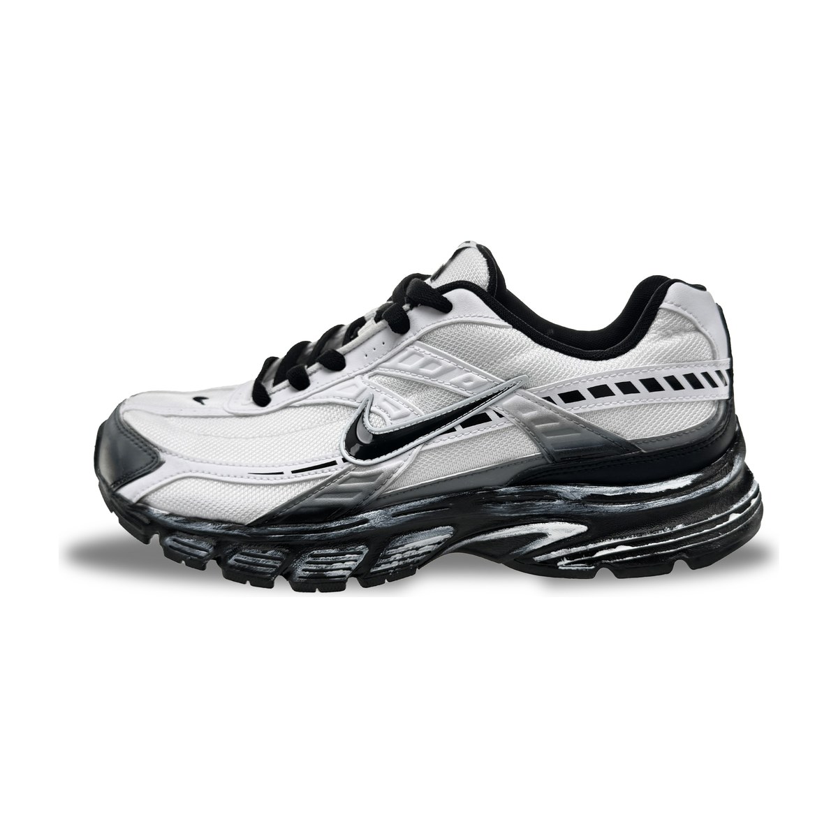 Nike Initiator