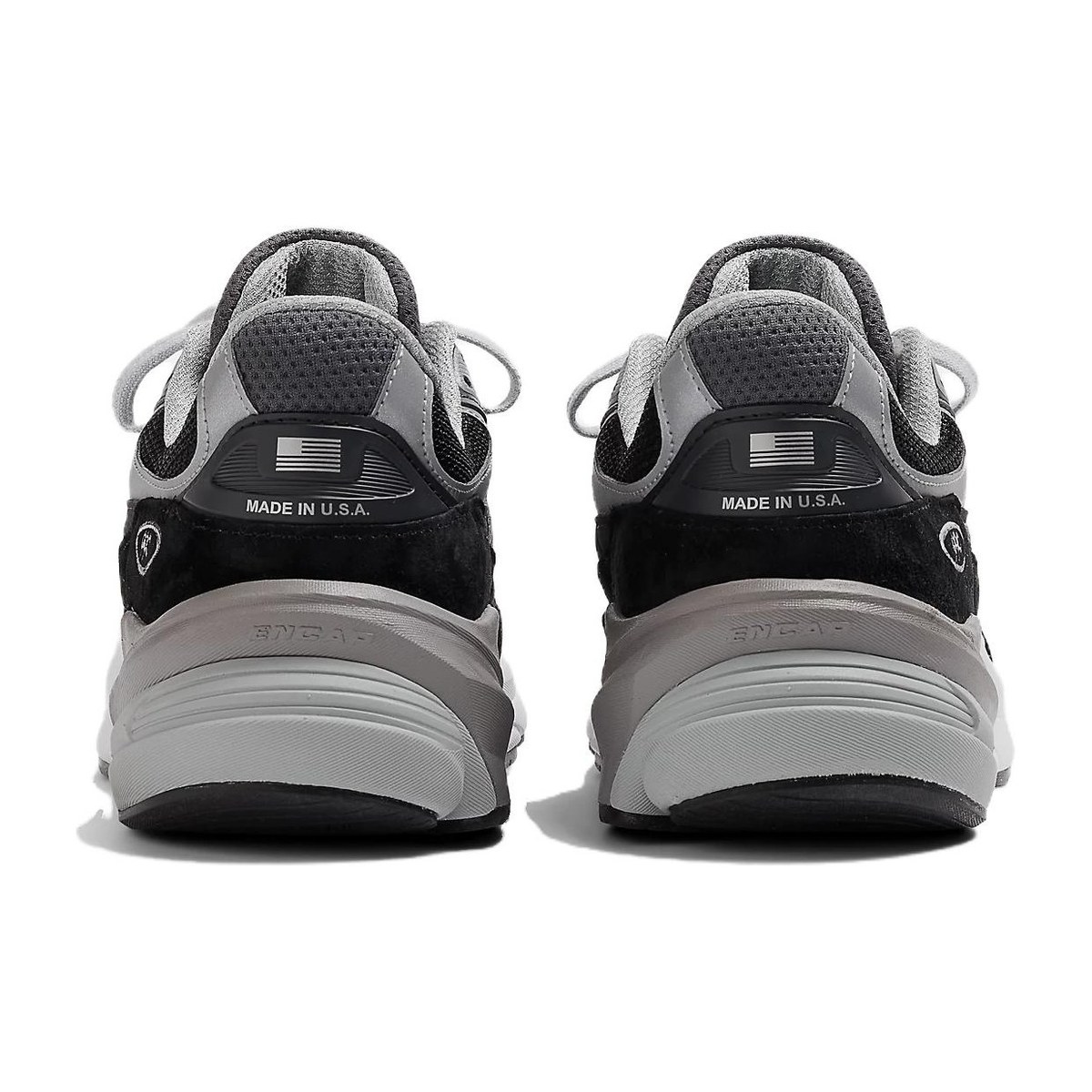 New Balance 990 V6