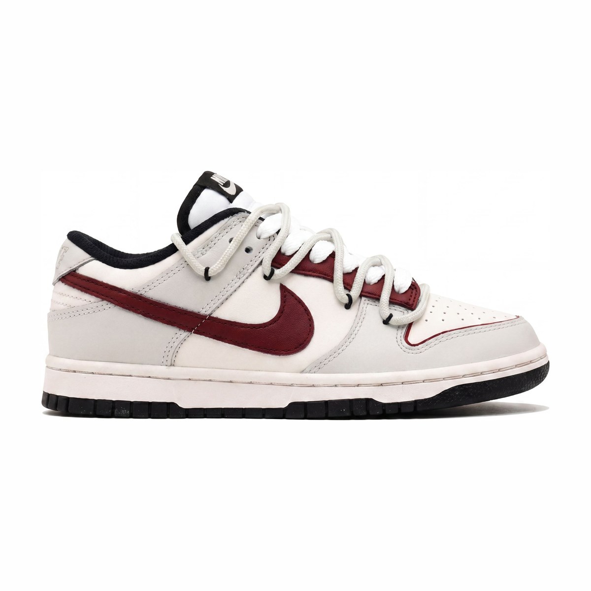 Nike Dunk Brown
