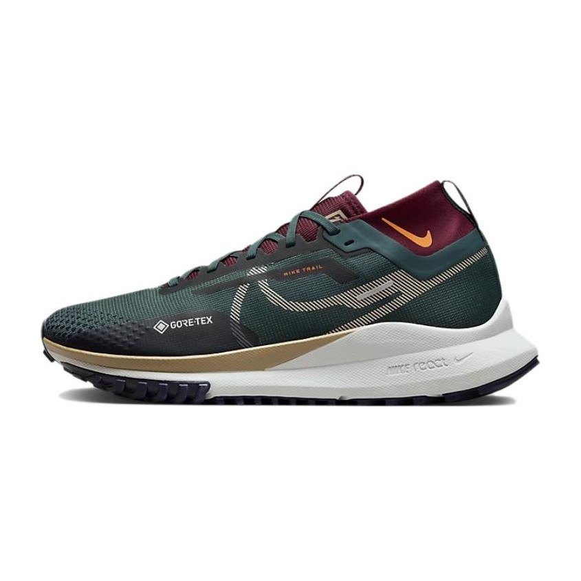 Nike Pegasus Trail 4