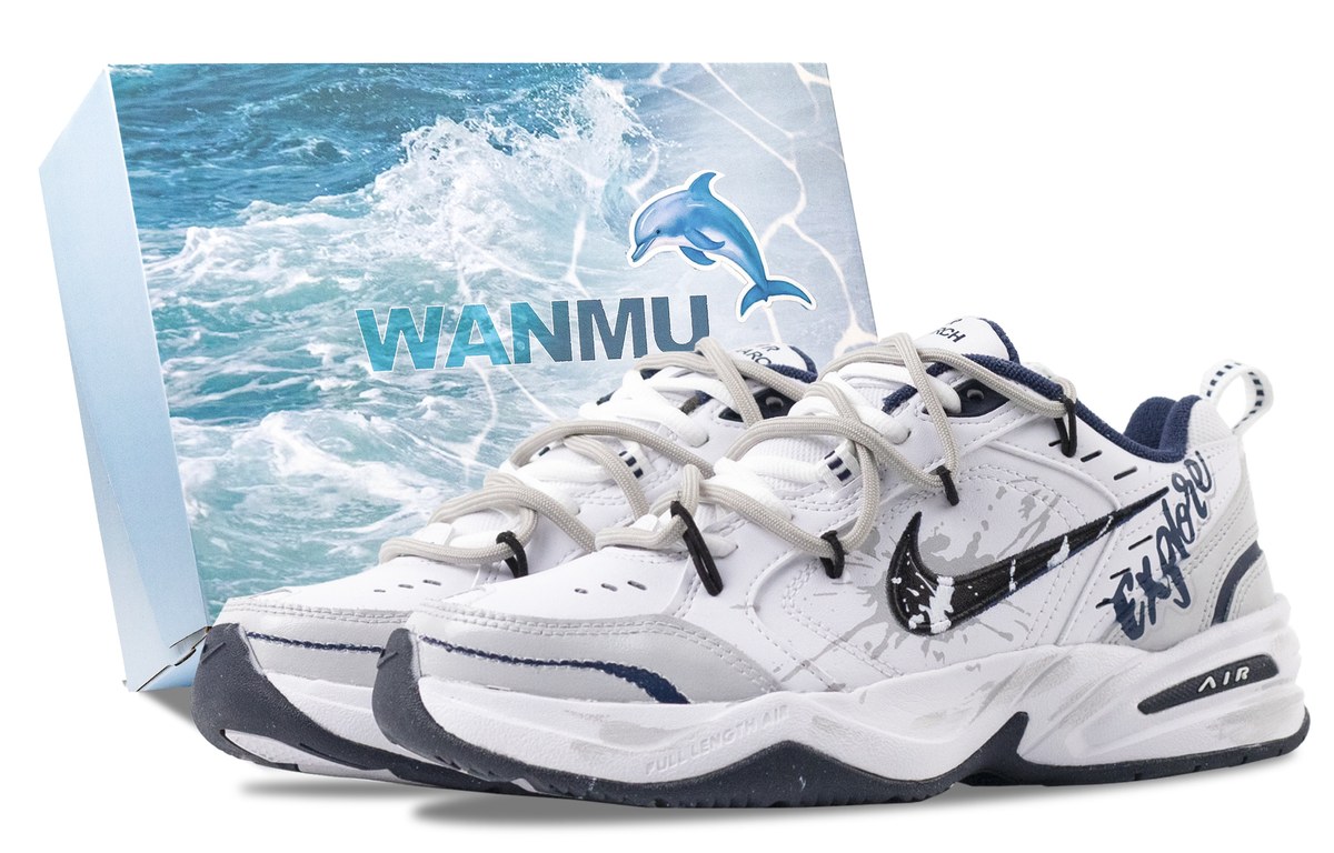 Nike Air Monarch 4