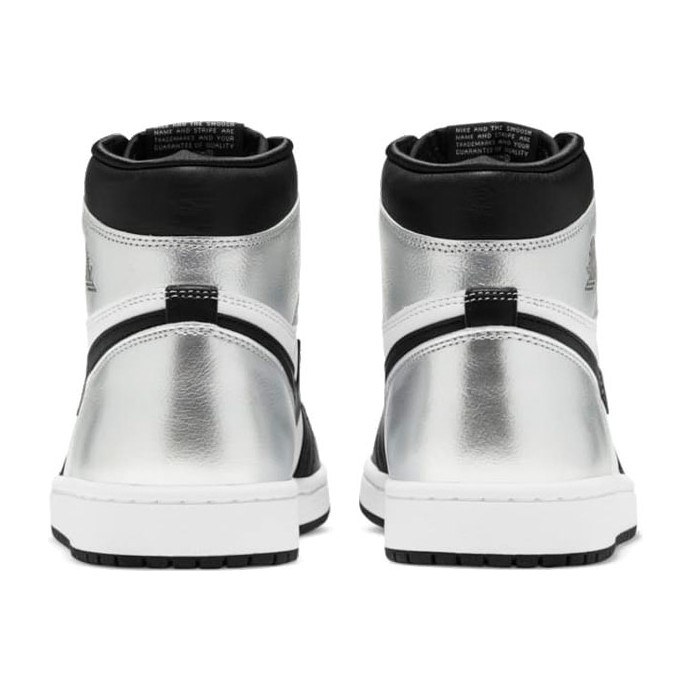 Jordan Air Jordan 1 High OG Retro "Silver Toe"