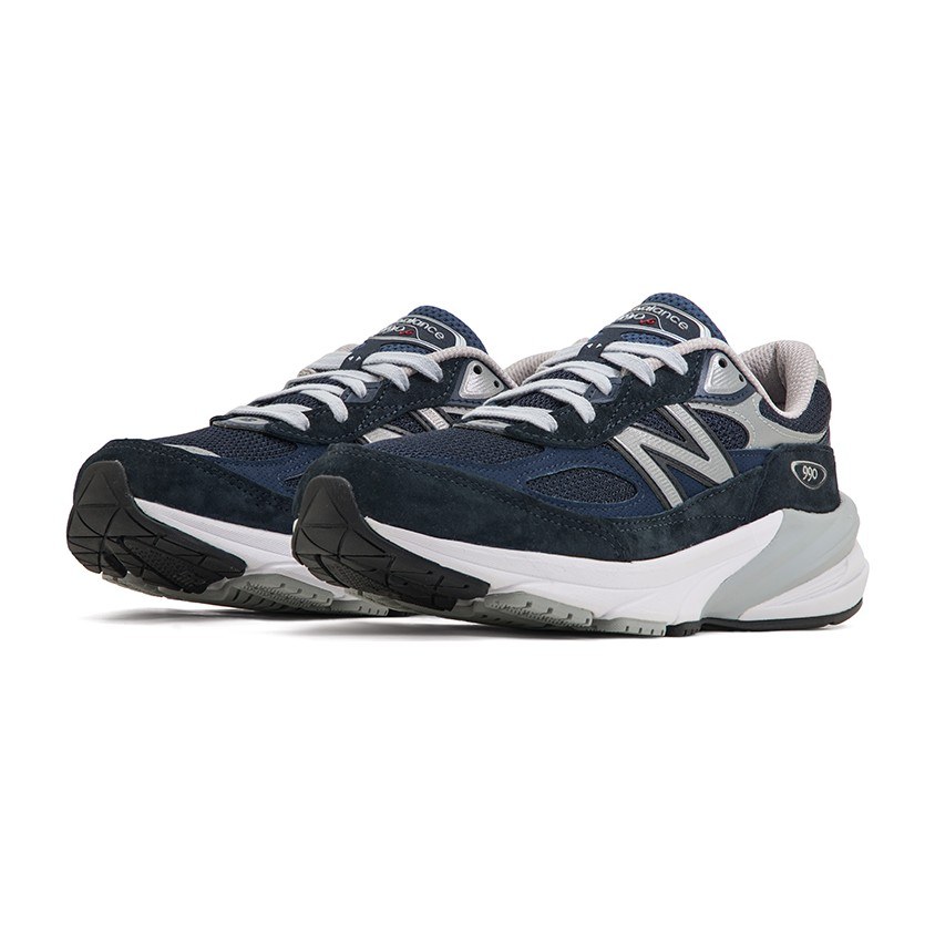 New Balance 990v6