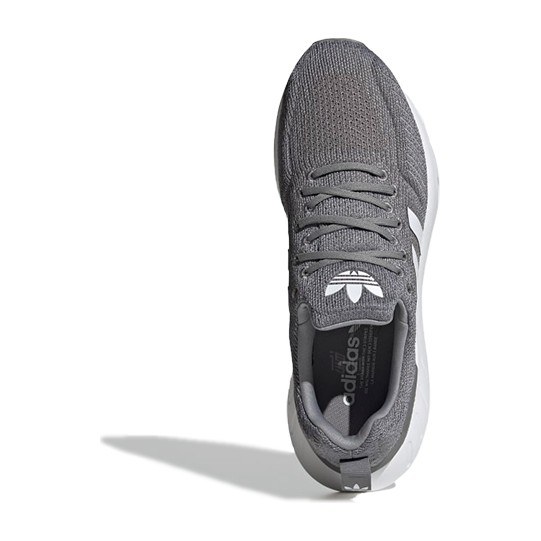 adidas Swift Run 22