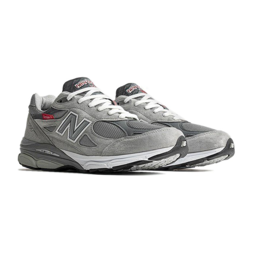 New Balance 990 V3