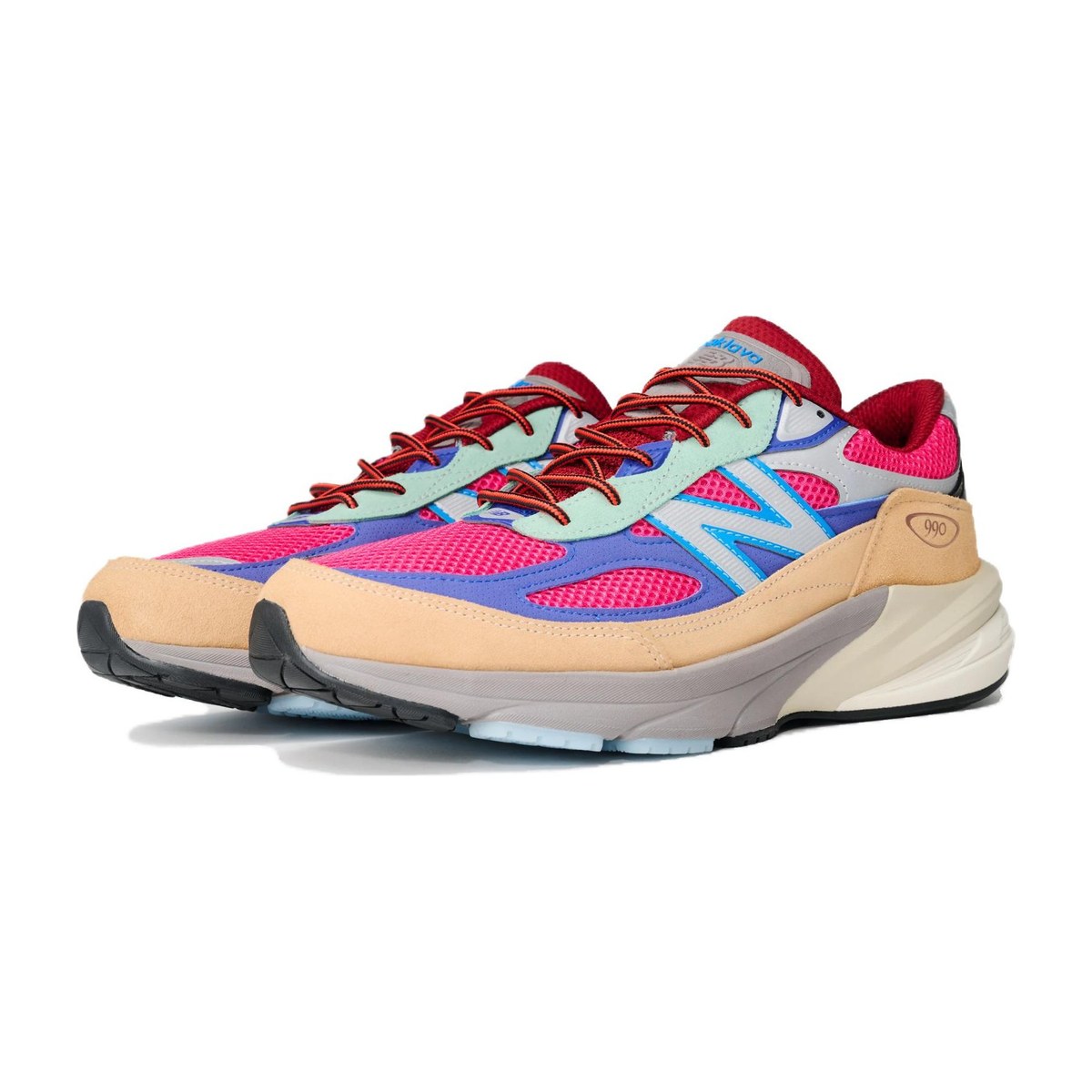 New Balance 990v6