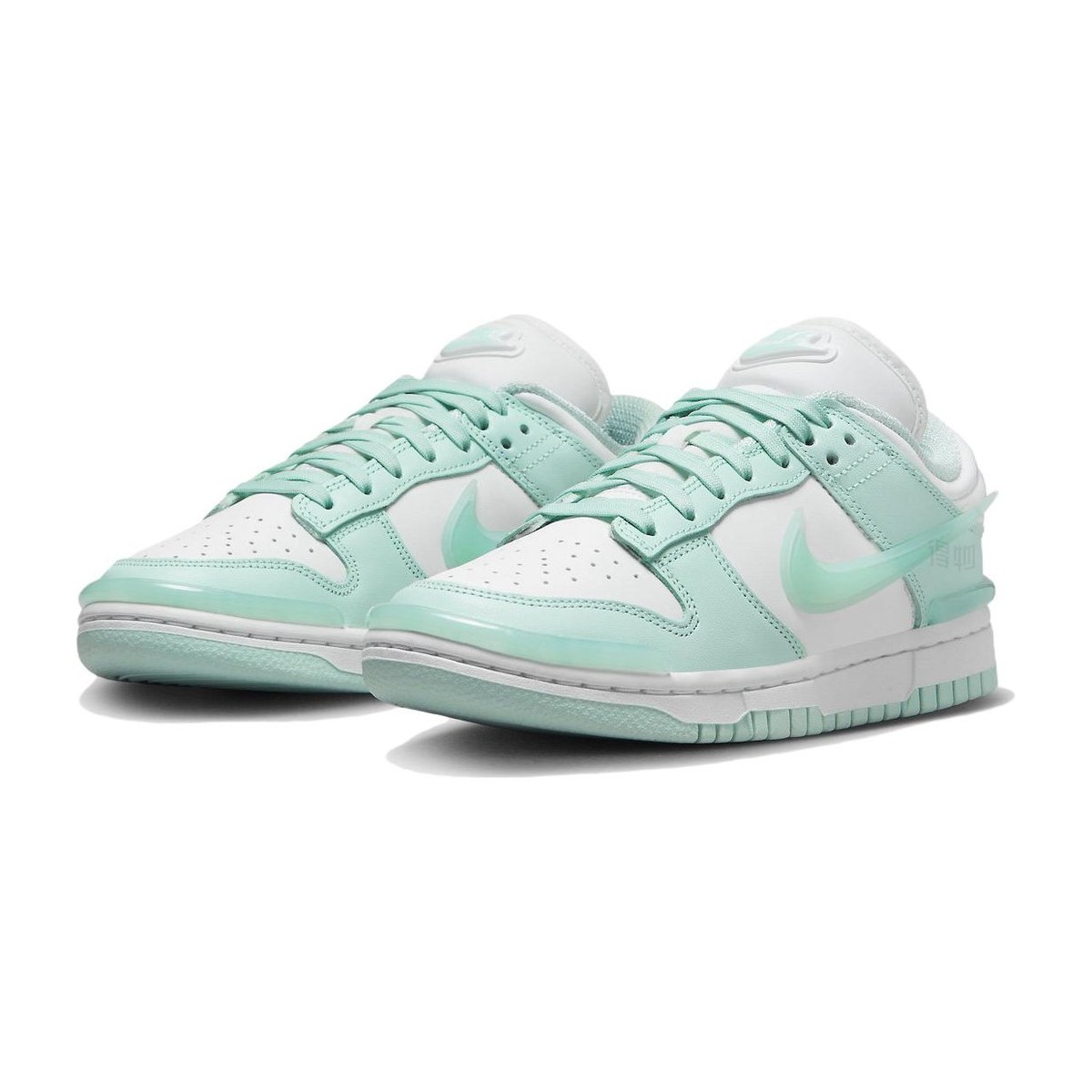Nike Dunk Low Twist "Jade Ice"