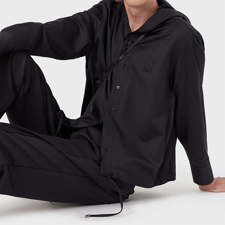 EMPORIO ARMANI SS22 Logo
