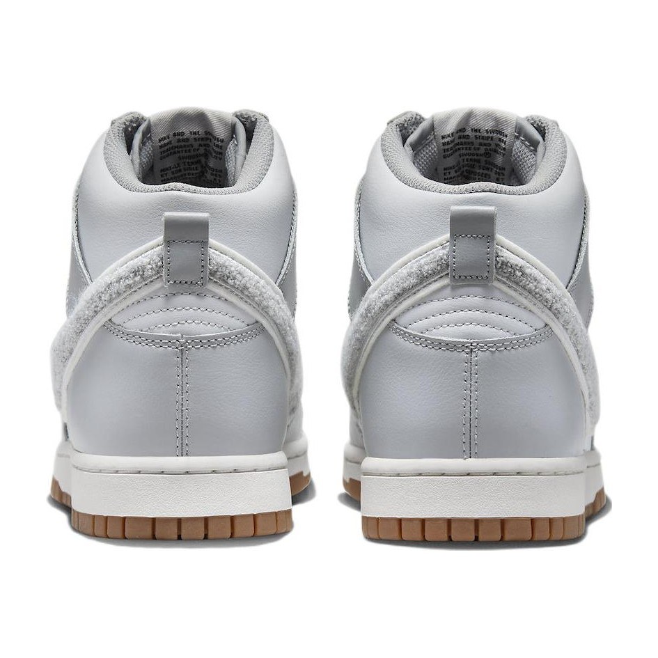 Nike Dunk Retro University "Chenille Swoosh"