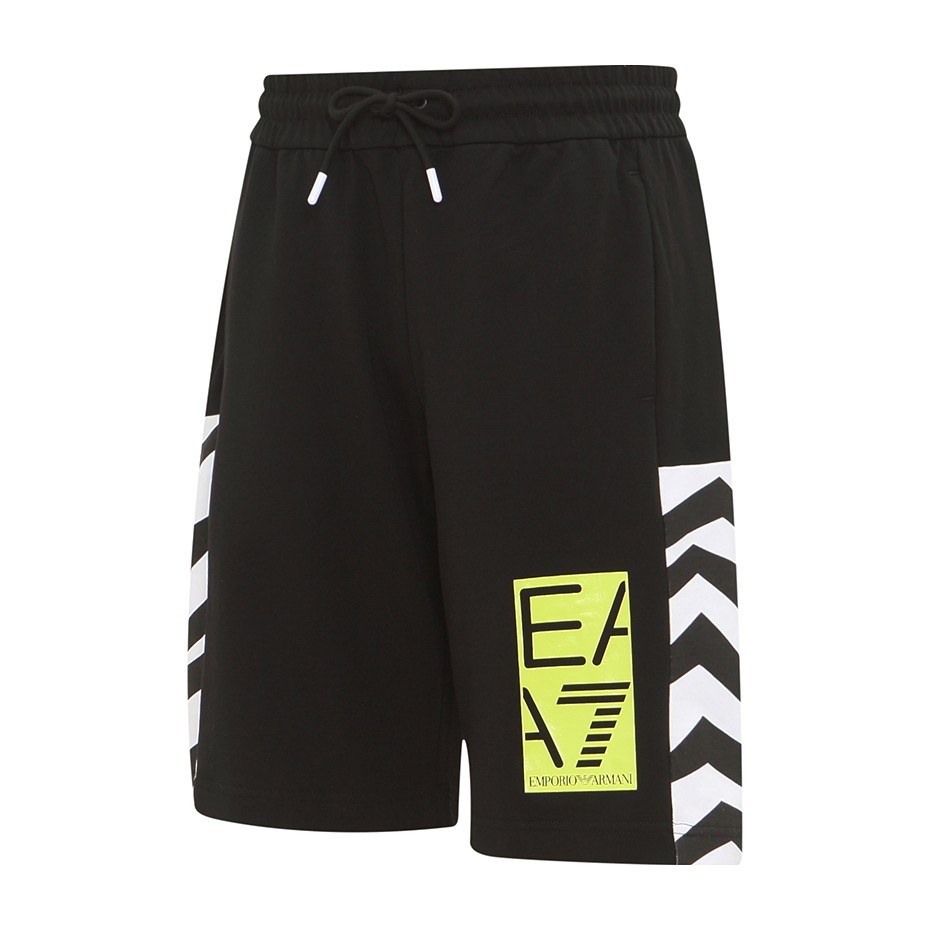 EMPORIO ARMANI SS23 EA7 Logo