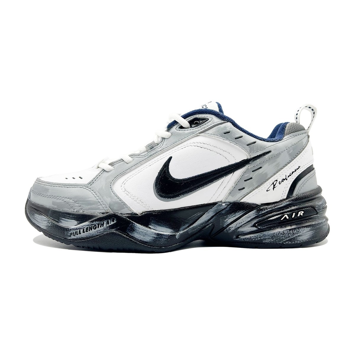 Nike Air Monarch 4