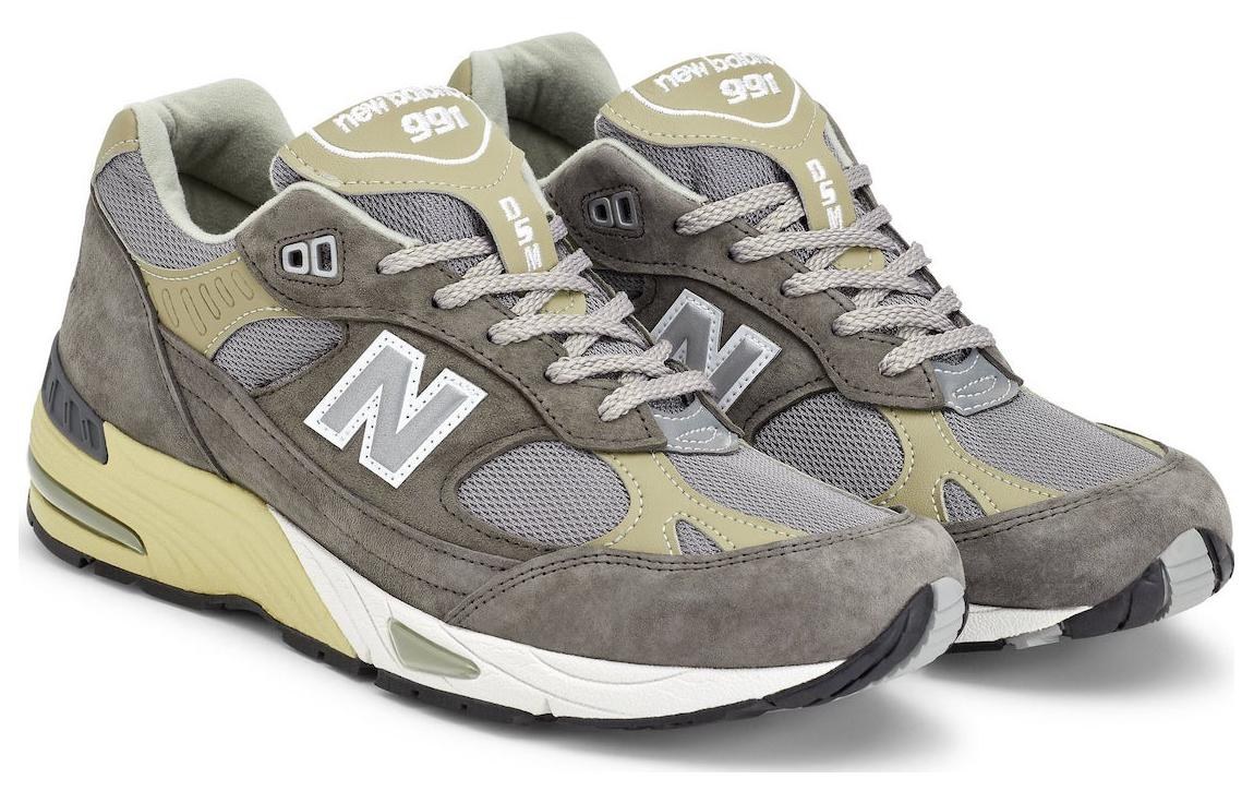 Dover Street Market x New Balance 991