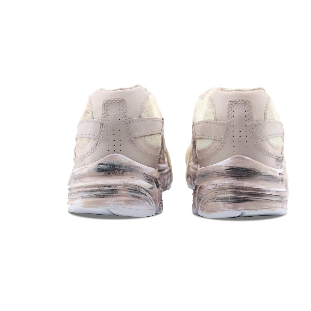 Nike Initiator