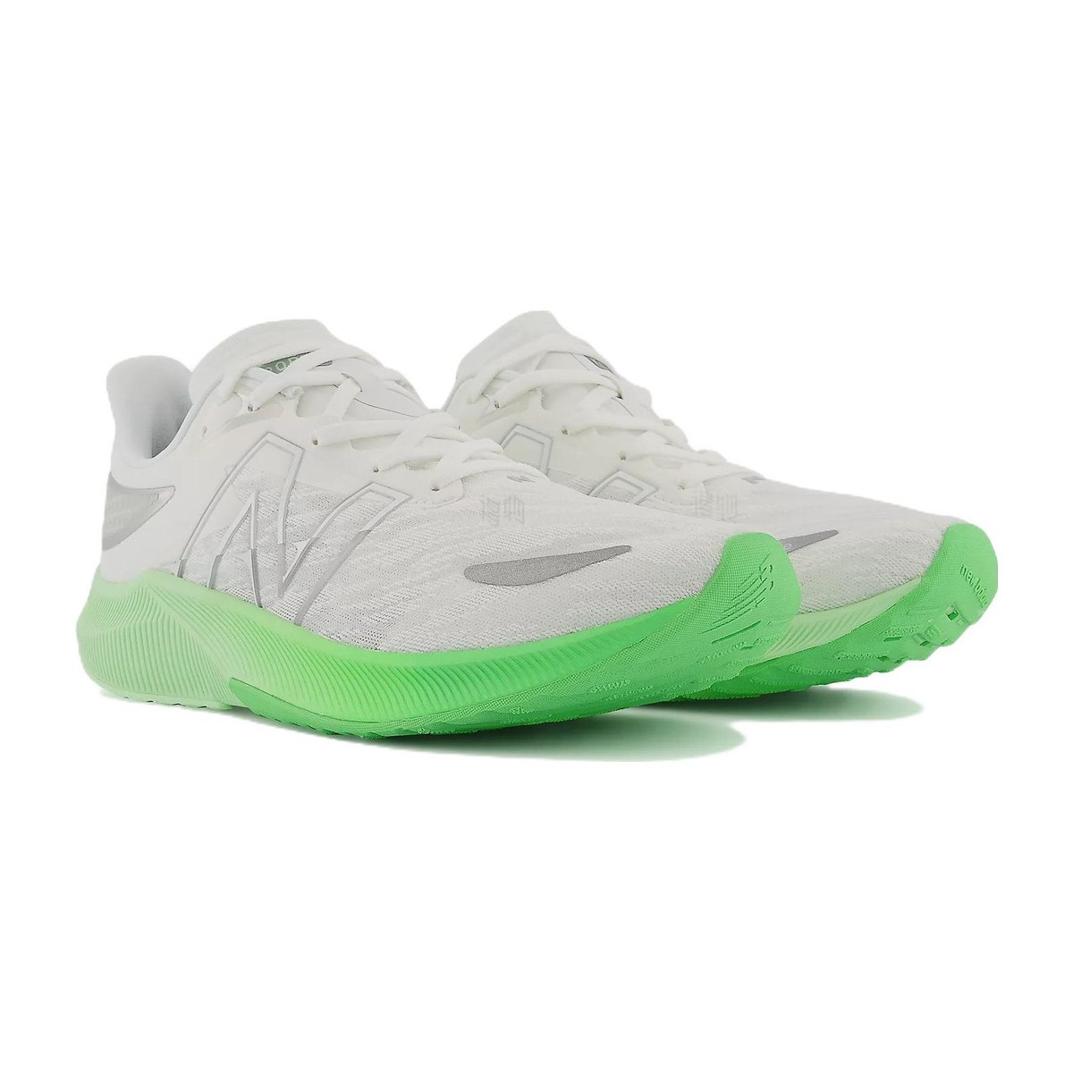 New Balance FuelCell Propel v3 White Green