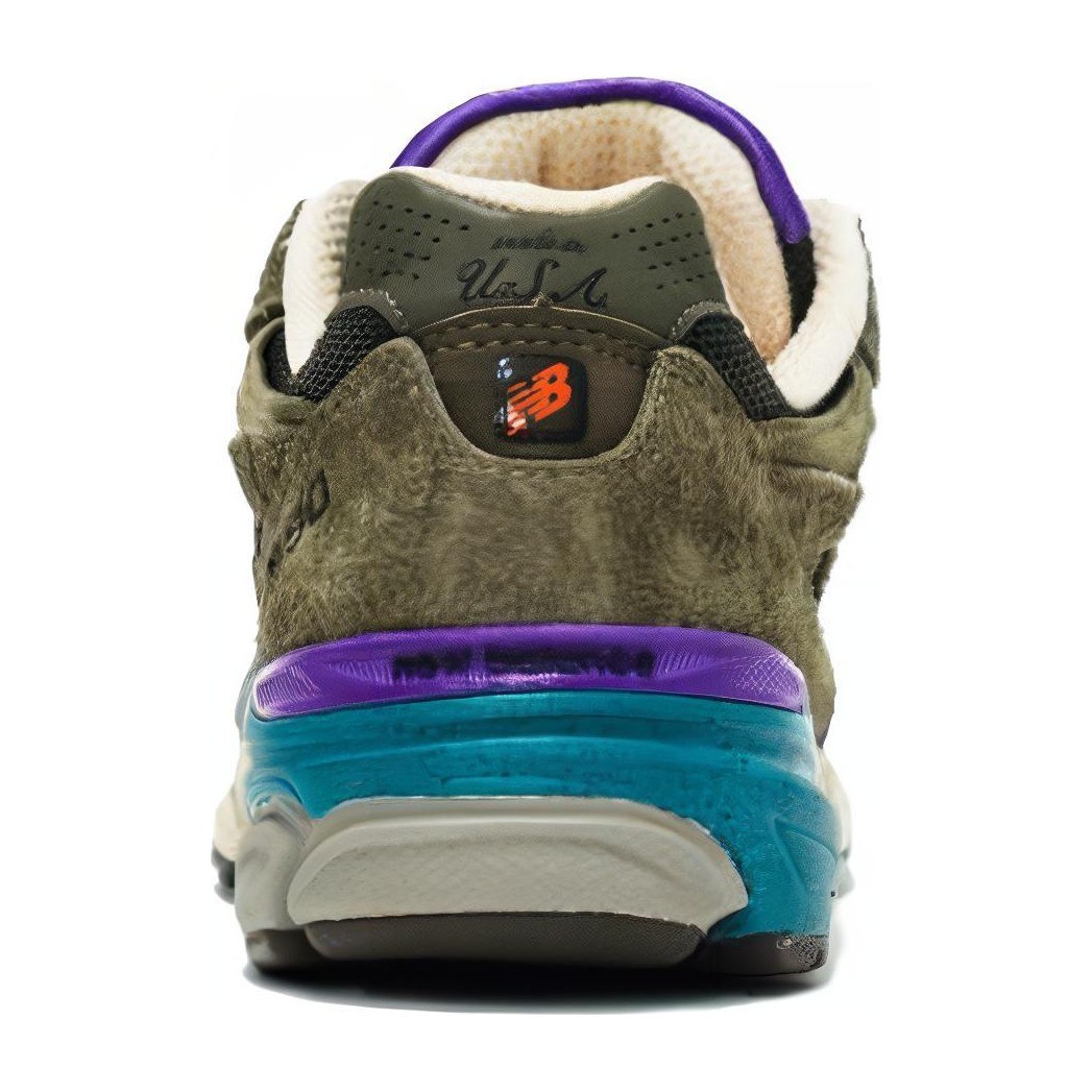 New Balance 990 V3 Olive