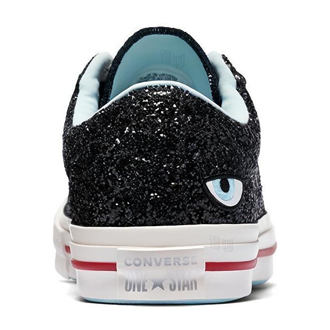CHIARA FERRAGNI x Converse One Star