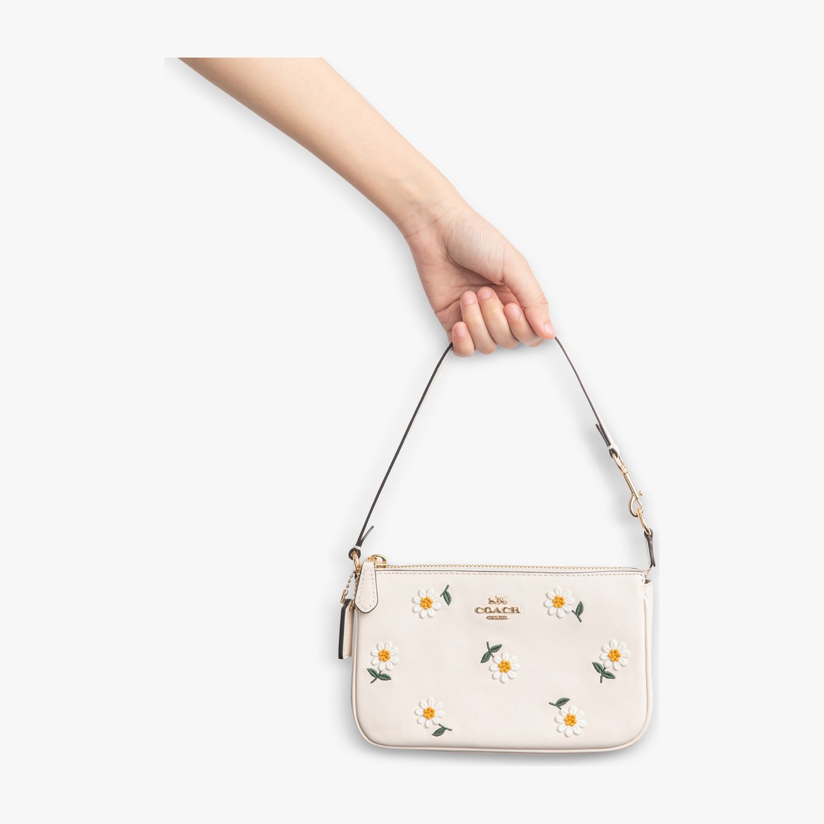 COACH Nolita 19