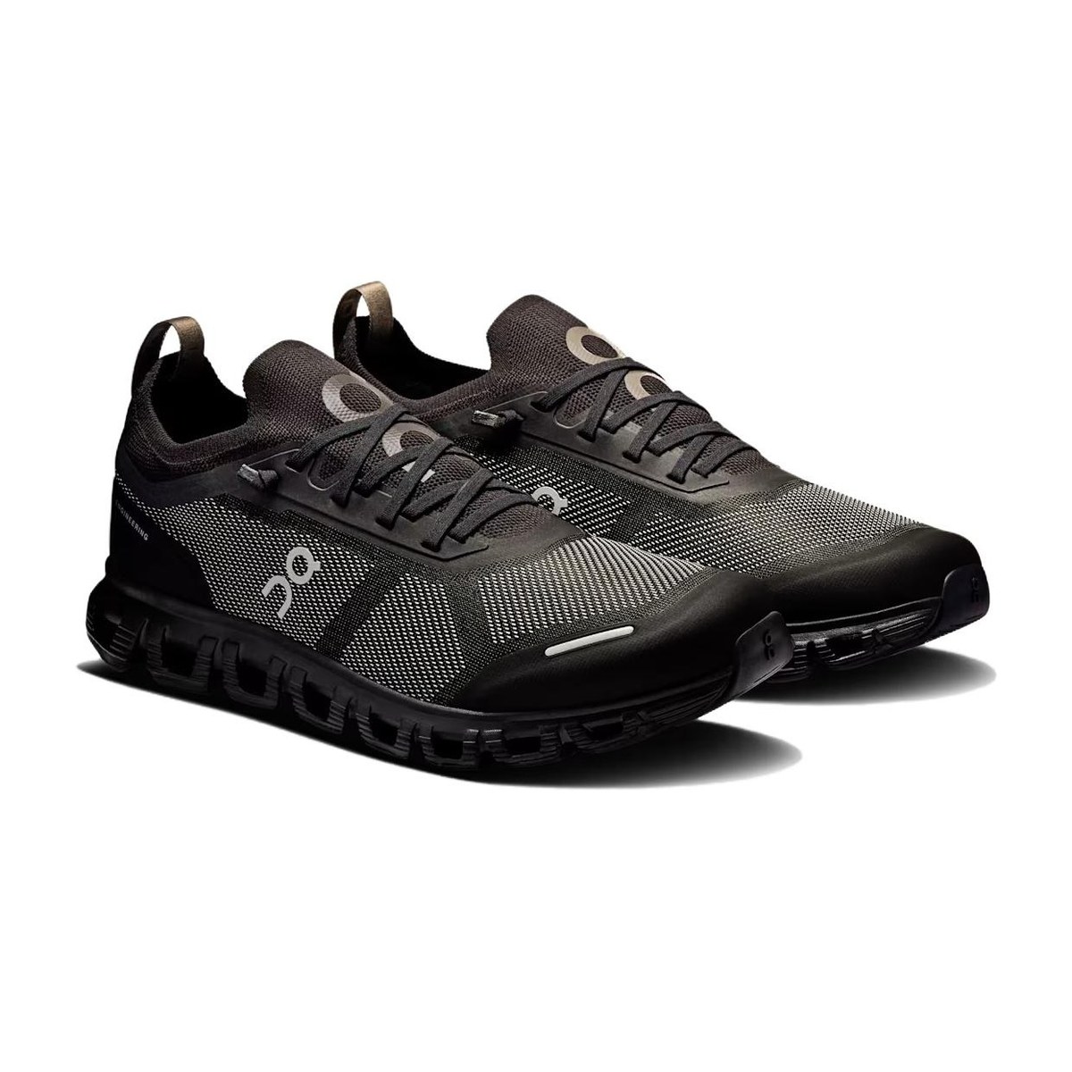 On Cloud 6 Versa Black