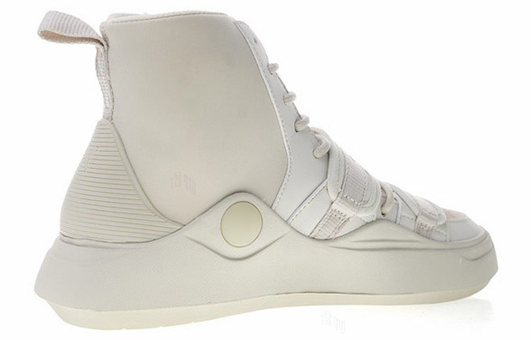 PUMA Abyss Han