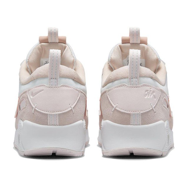 Nike Air Max 90 "Soft Pink"