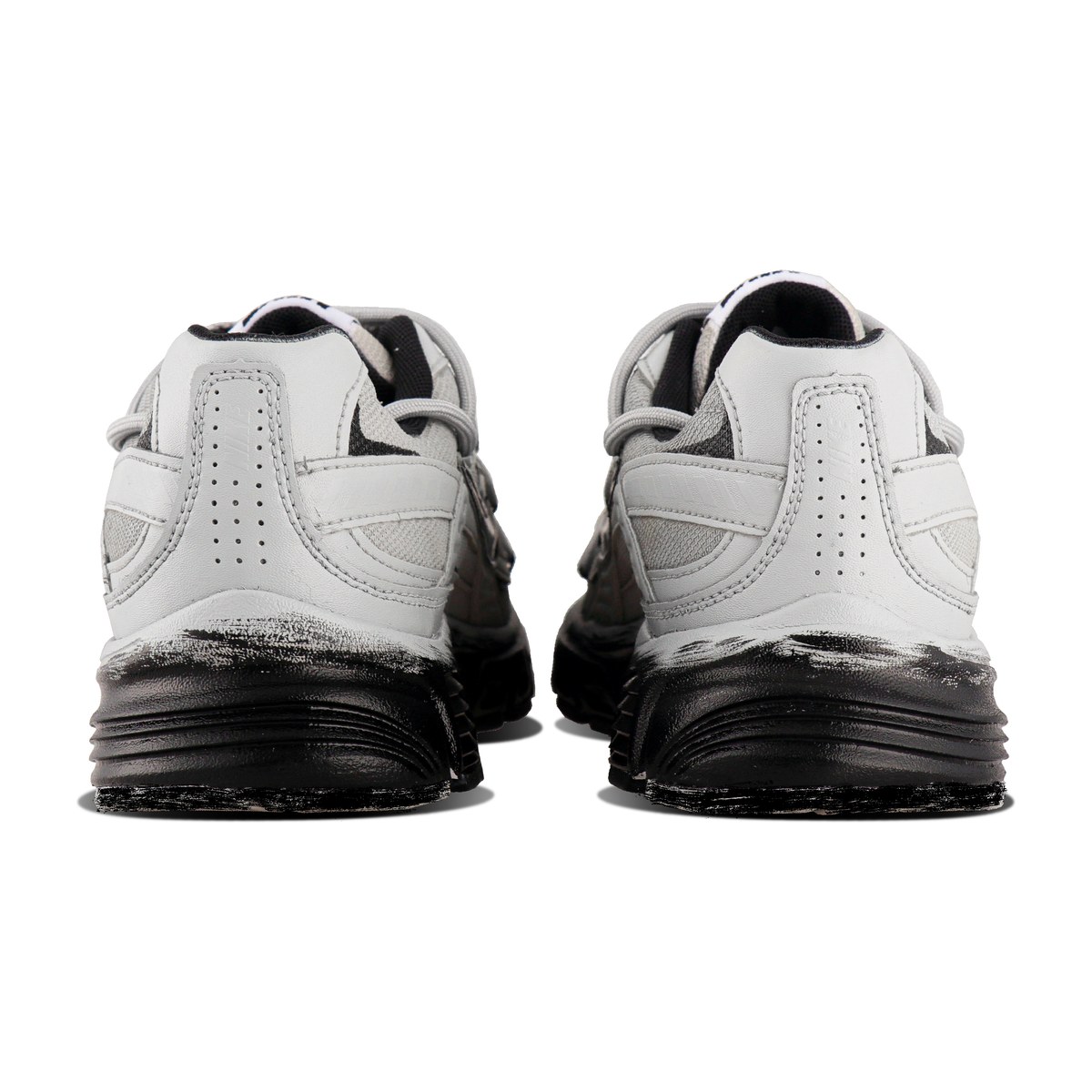 Nike Initiator