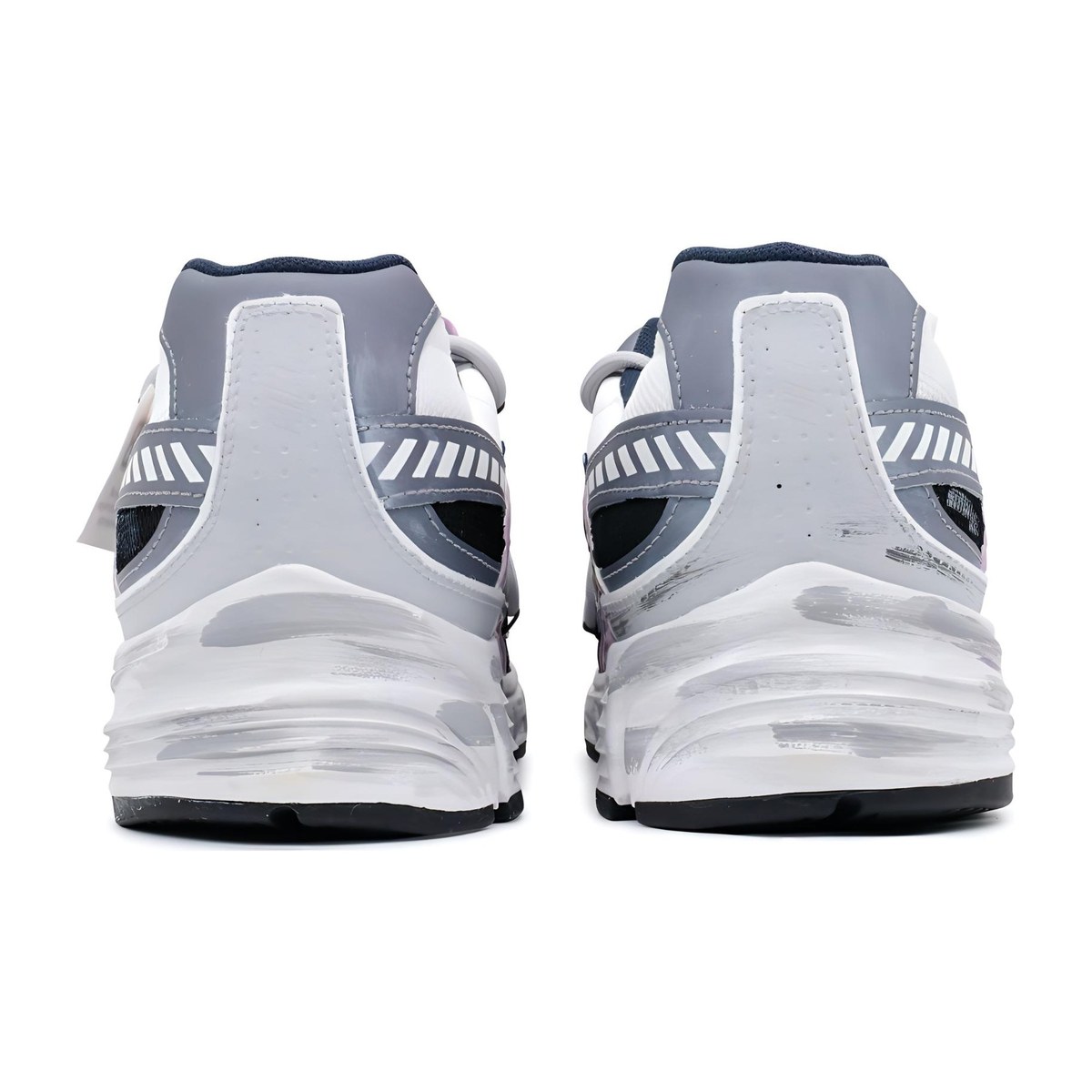 Nike Initiator