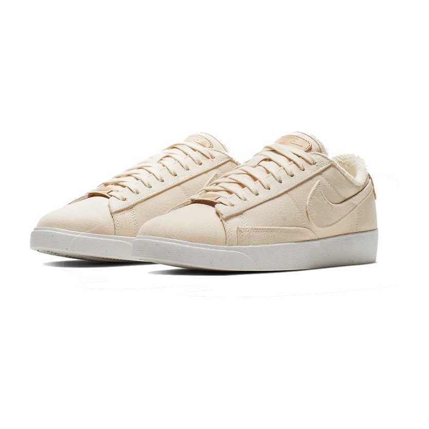 Nike Blazer Low LX "Ivory"