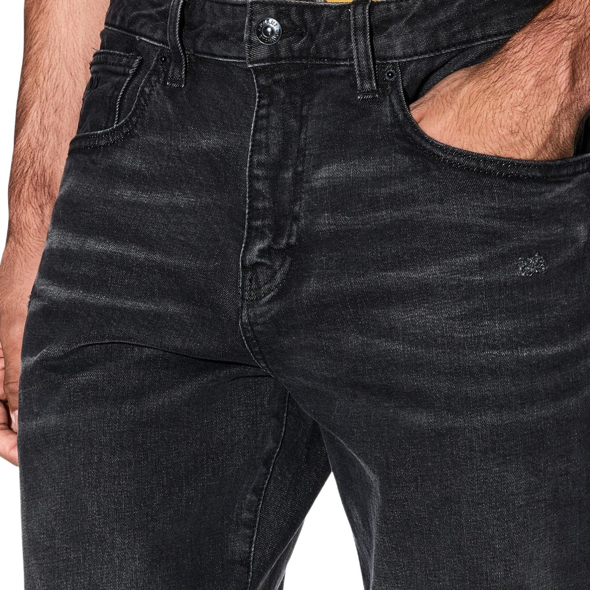 ARMANI EXCHANGEAE