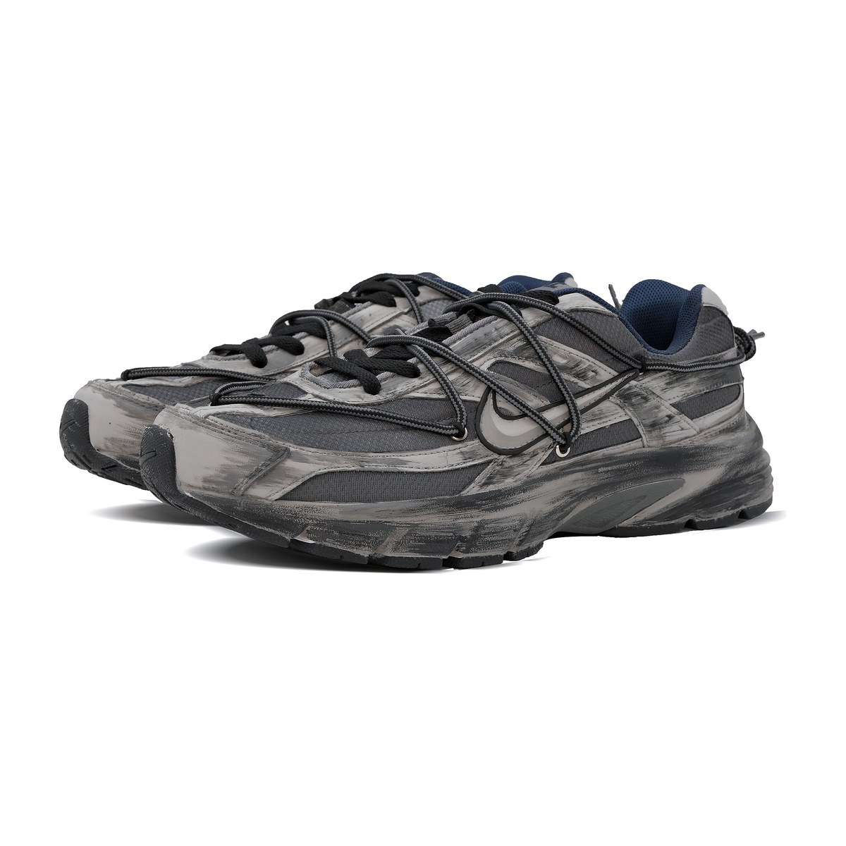 Nike Initiator