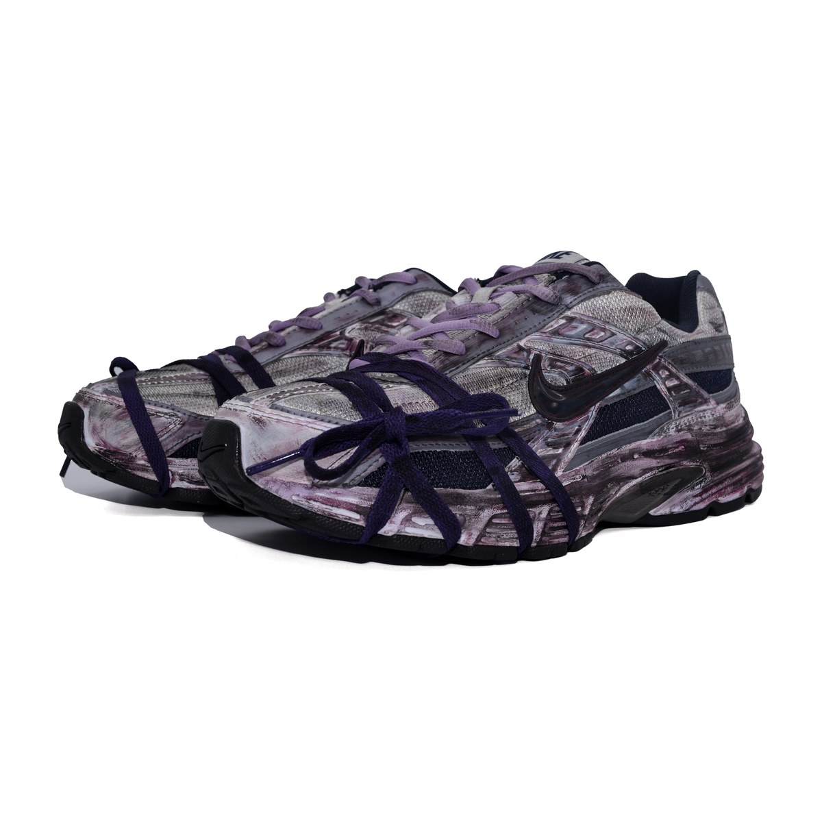Nike Initiator