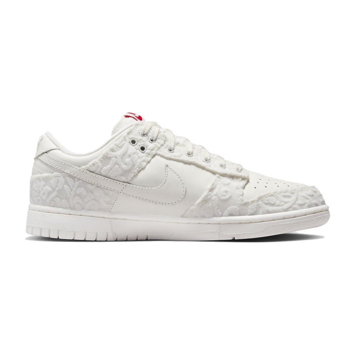 Nike Dunk WMNS "Give Her Flowers"