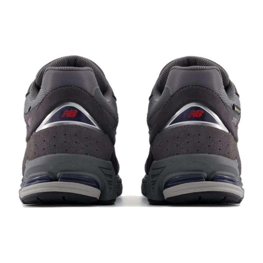 New Balance 2002R