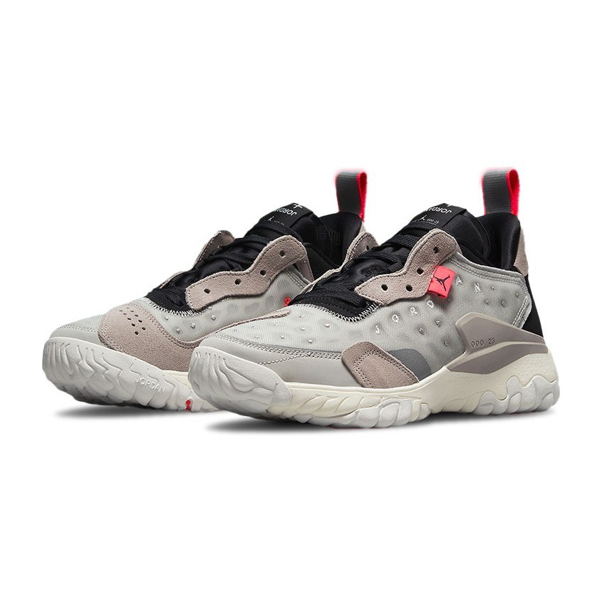 Jordan Delta 2
