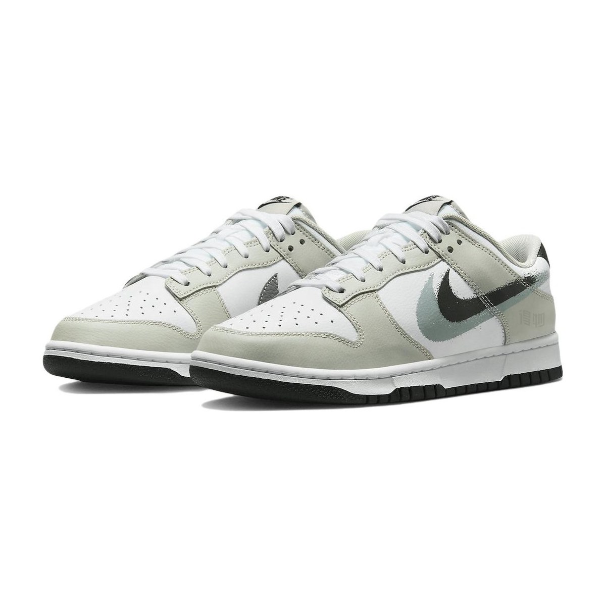 Nike Dunk Low White