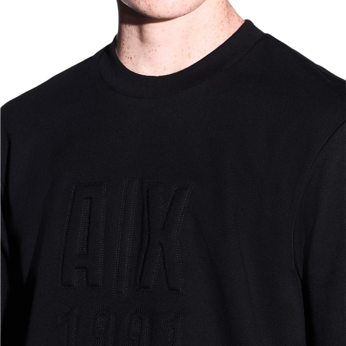 ARMANI EXCHANGEAE FW26