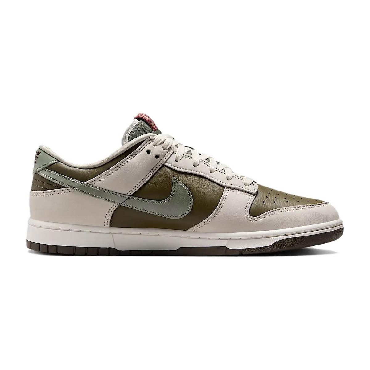 Nike Dunk Low "Year Of The Snake"