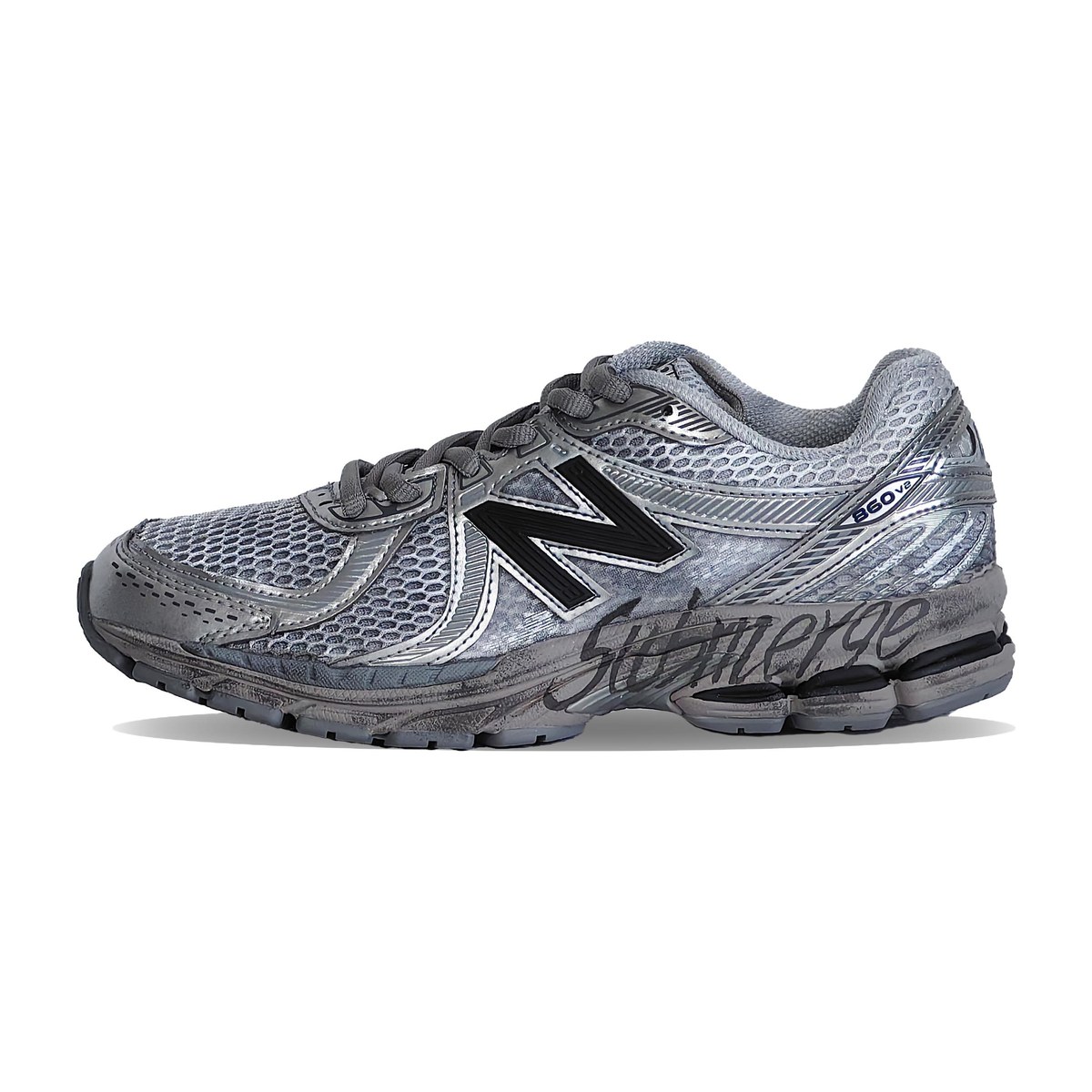 New Balance 860