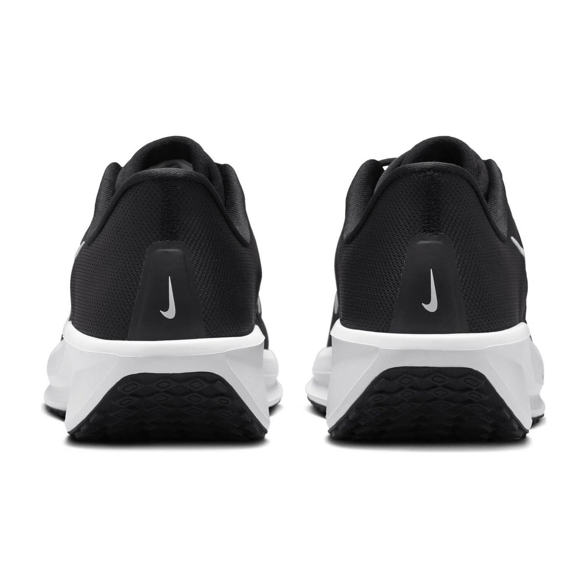 Nike Quest 6