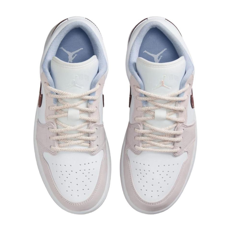 Air Jordan 1 Low "Coral"