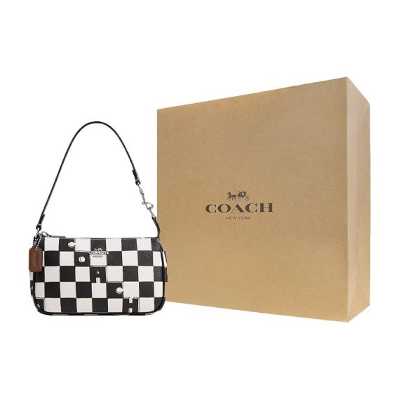 COACH Nolita 19