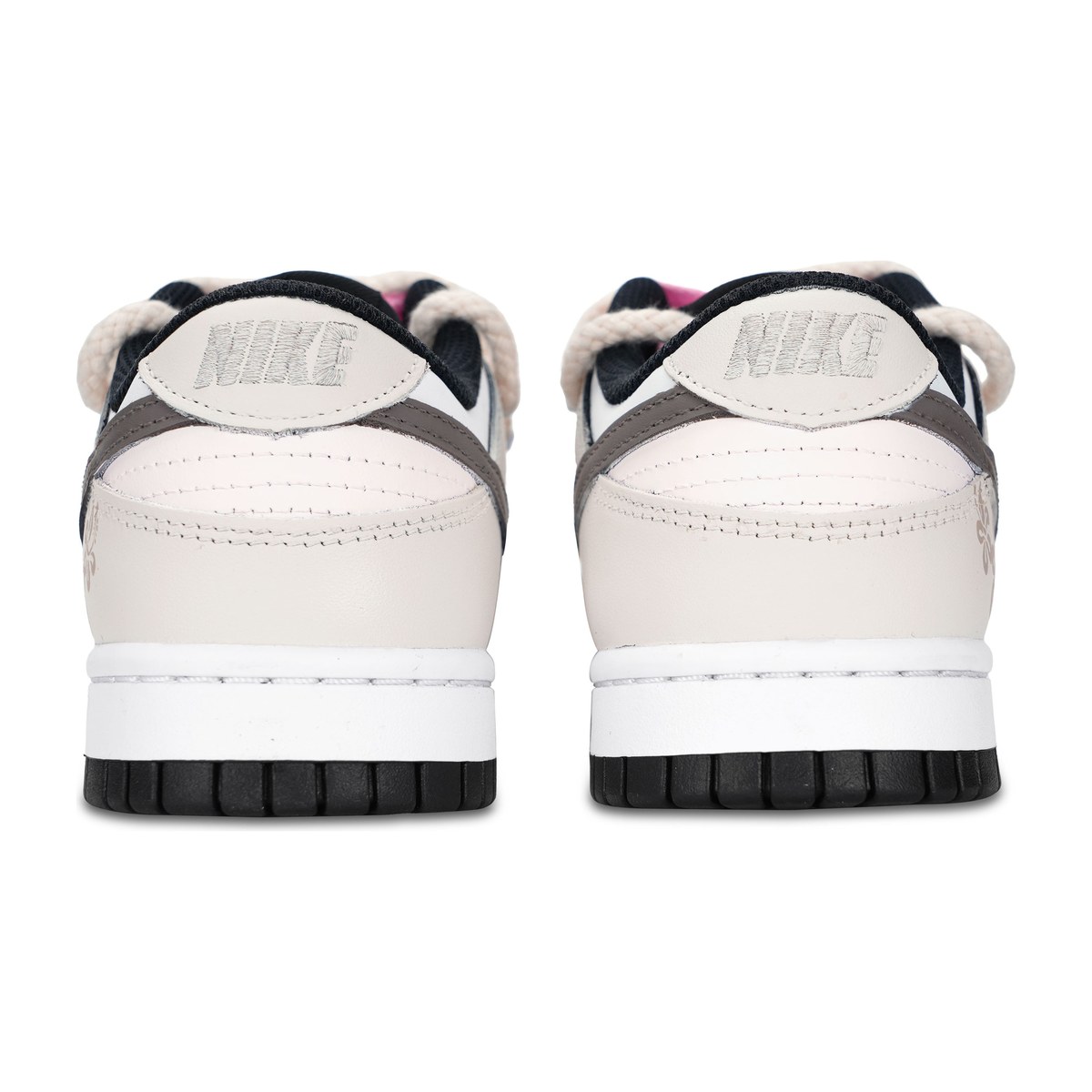 Nike Dunk "Panda"