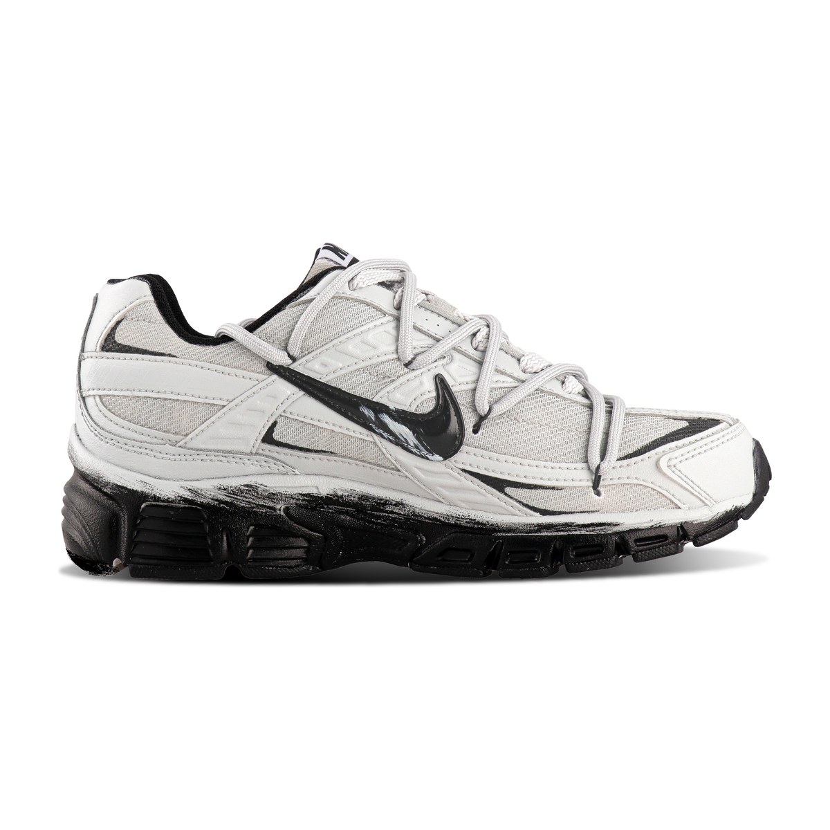 Nike Initiator