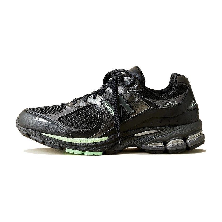 New Balance 2002R Black