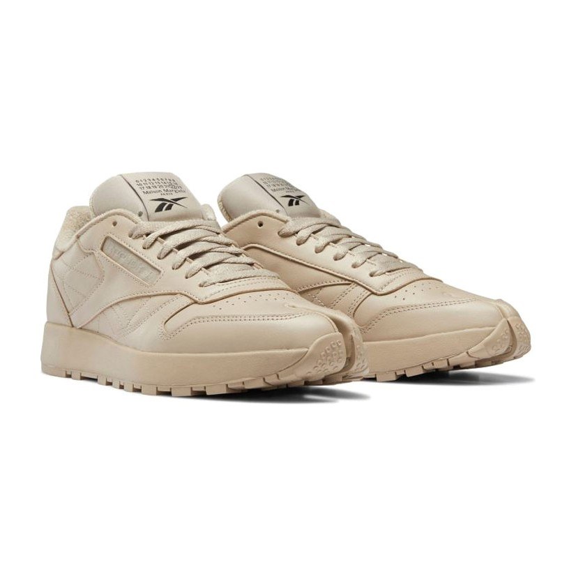 Maison Margiela x Reebok Classic Leather Tabi Brown