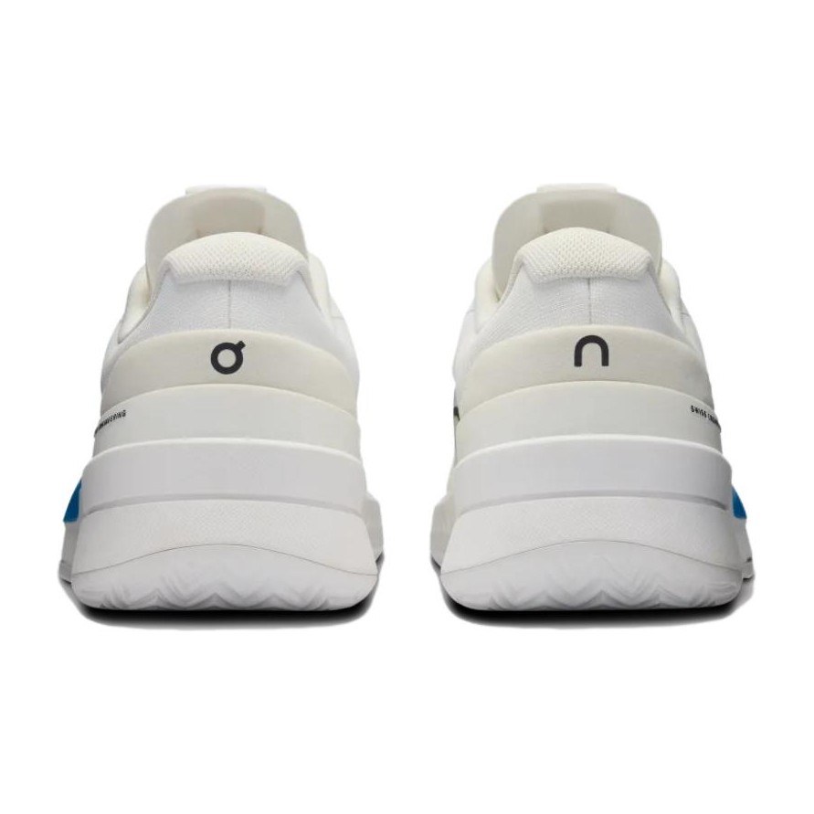 On THE ROGER Pro 2 White Blue